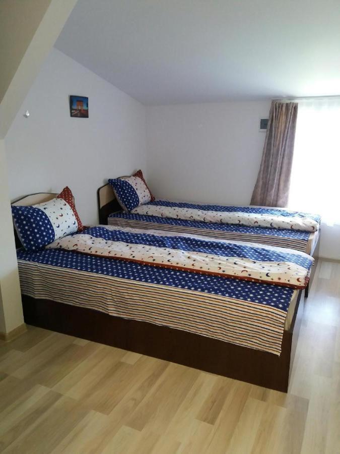 Casa Ariana Hotell Curtea de Argeş Exteriör bild