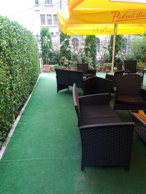 Casa Ariana Hotell Curtea de Argeş Exteriör bild