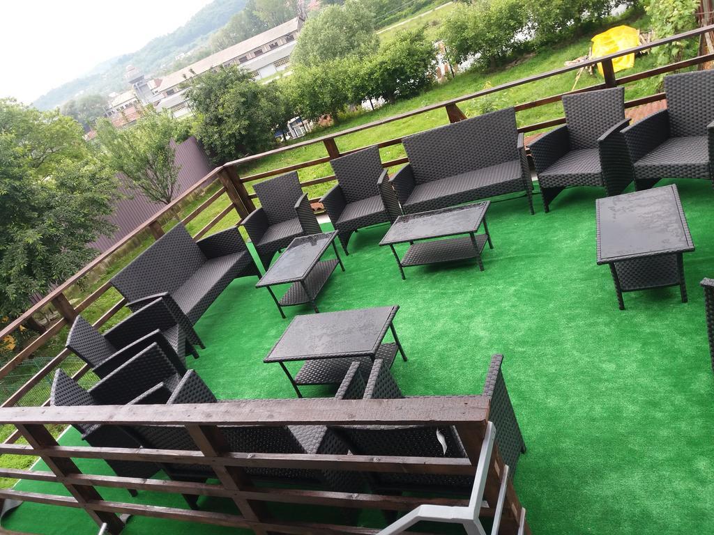 Casa Ariana Hotell Curtea de Argeş Exteriör bild