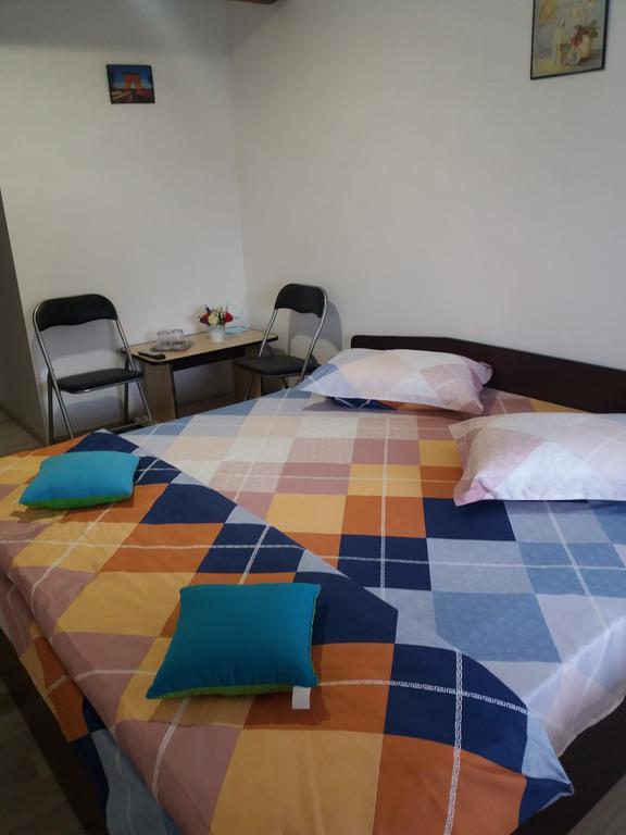 Casa Ariana Hotell Curtea de Argeş Exteriör bild