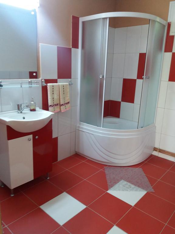 Casa Ariana Hotell Curtea de Argeş Exteriör bild
