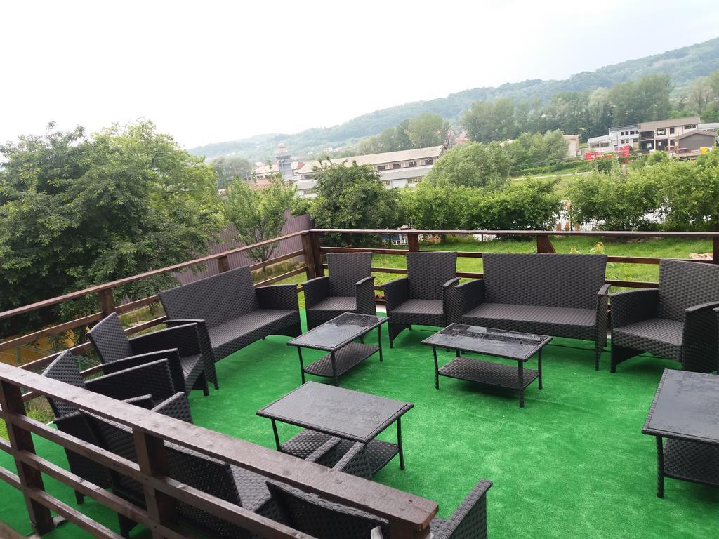 Casa Ariana Hotell Curtea de Argeş Exteriör bild