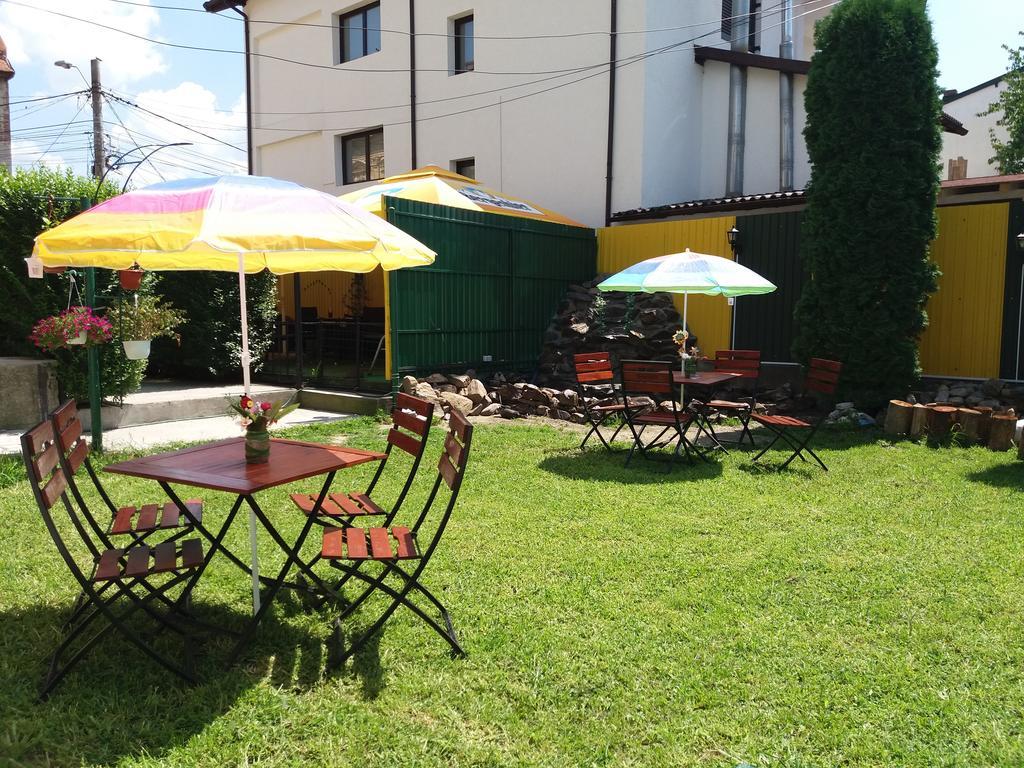 Casa Ariana Hotell Curtea de Argeş Exteriör bild