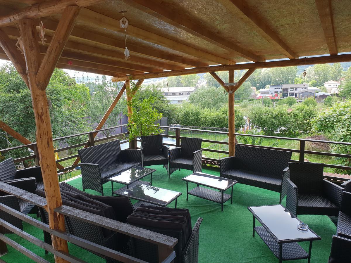 Casa Ariana Hotell Curtea de Argeş Exteriör bild